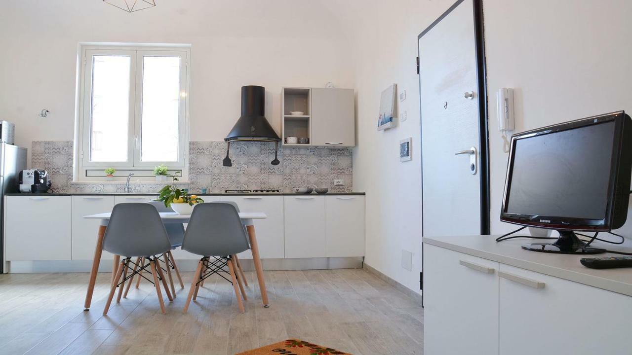 Capitano Apartments - Trapani City Centre Экстерьер фото
